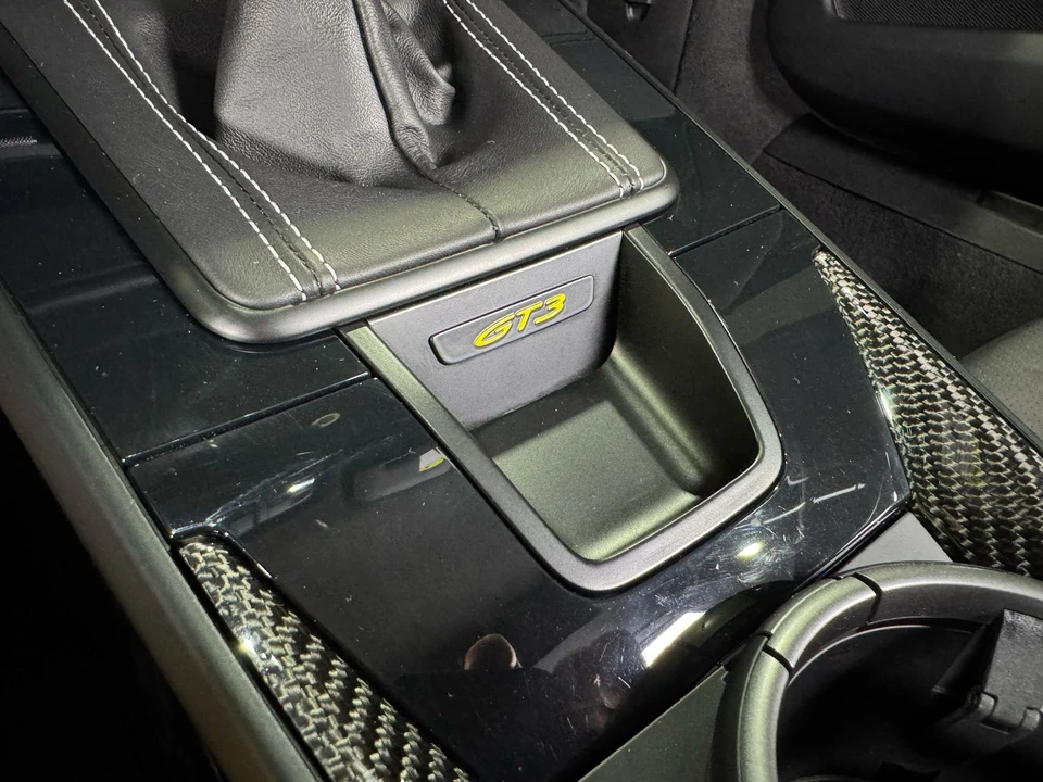 2022 Porsche - Image 23 of 31