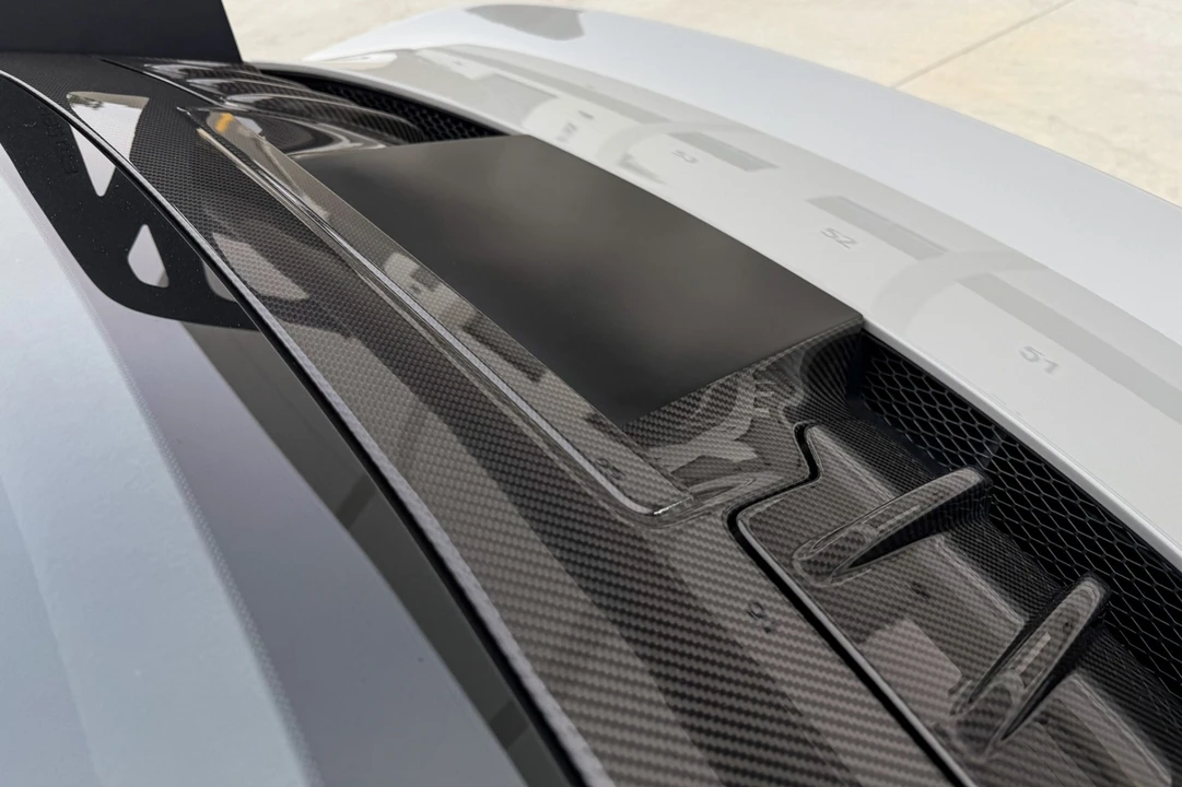 2022 Porsche 992 GT3 - Image 6 of 9
