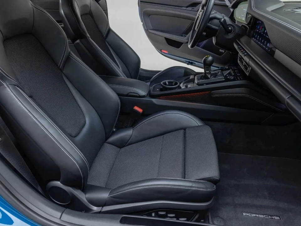 2022 Porsche 992 GT3 - Image 18 of 31