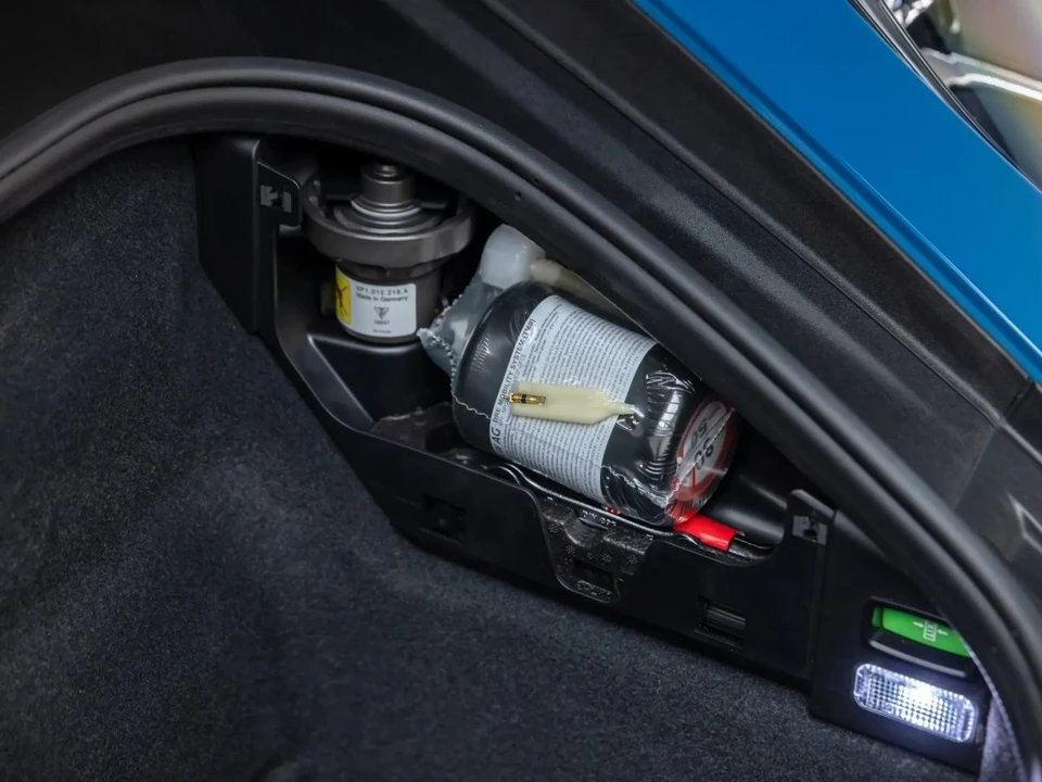 2022 Porsche 992 GT3 - Image 11 of 31