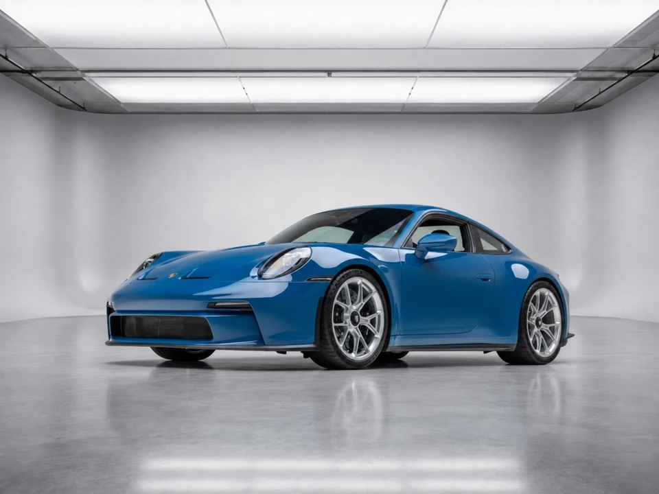 2022 Porsche 992 GT3 - Image 17 of 31