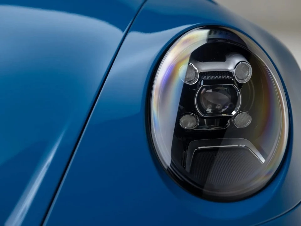 2022 Porsche 992 GT3 - Image 17 of 31