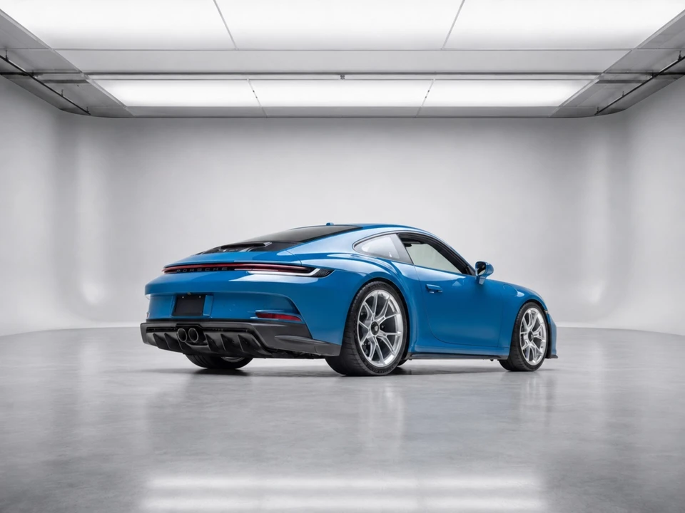 2022 Porsche 992 GT3 - Image 15 of 31