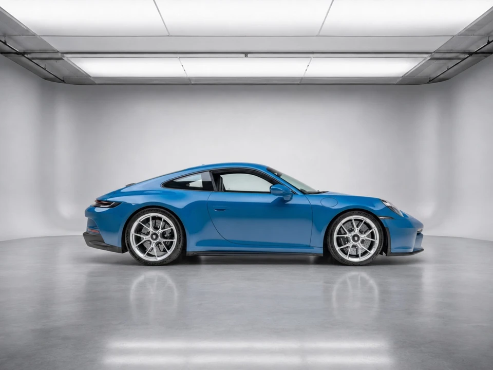 2022 Porsche 992 GT3 - Image 16 of 31