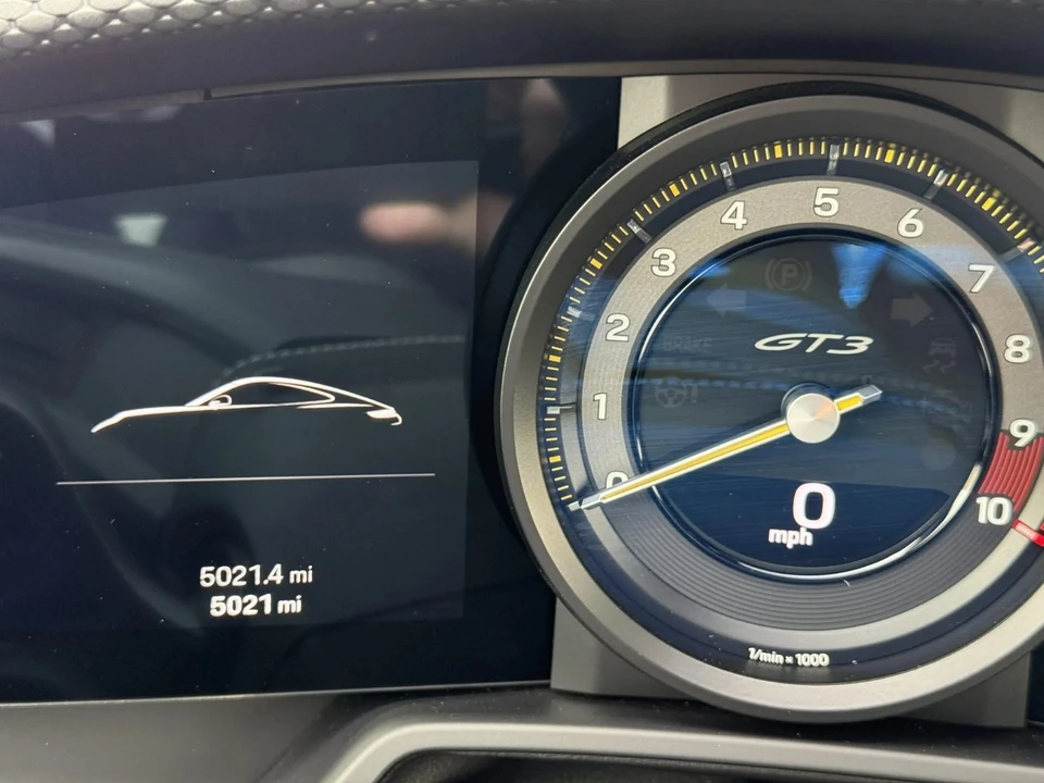 2022 Porsche 992 GT3 - Image 19 of 31