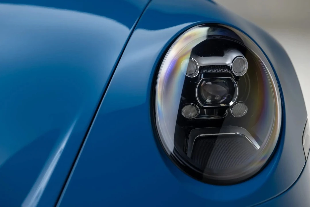 2022 Porsche 992 GT3 - Image 28 of 31