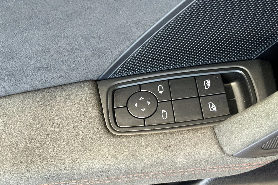 2022 Porsche 992 GT3 - Image 13 of 21