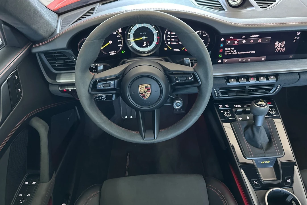 2022 Porsche 992 GT3 - Image 16 of 21