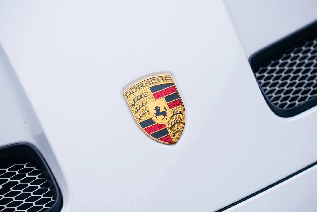 2022 Porsche 992 GT3 - Image 9 of 21