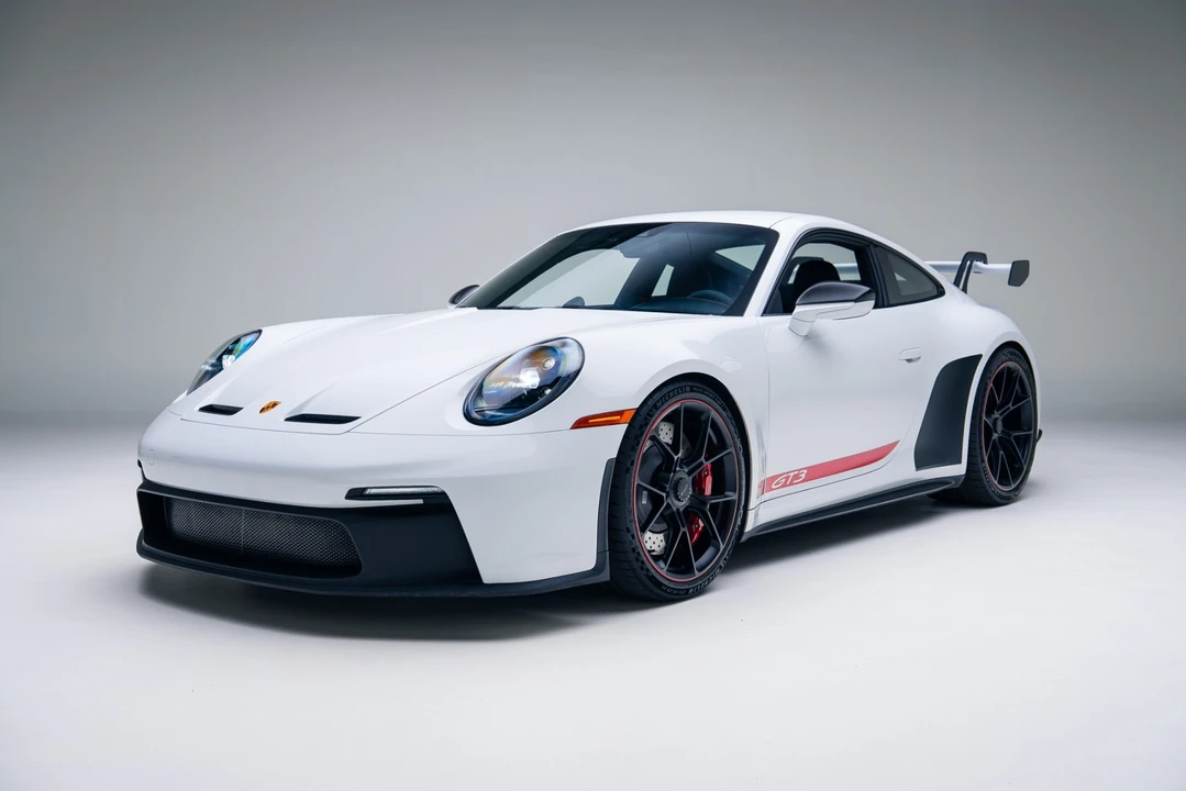 2022 Porsche 992 GT3 - Image 7 of 21