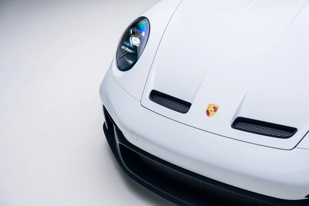2022 Porsche 992 GT3 - Image 8 of 21