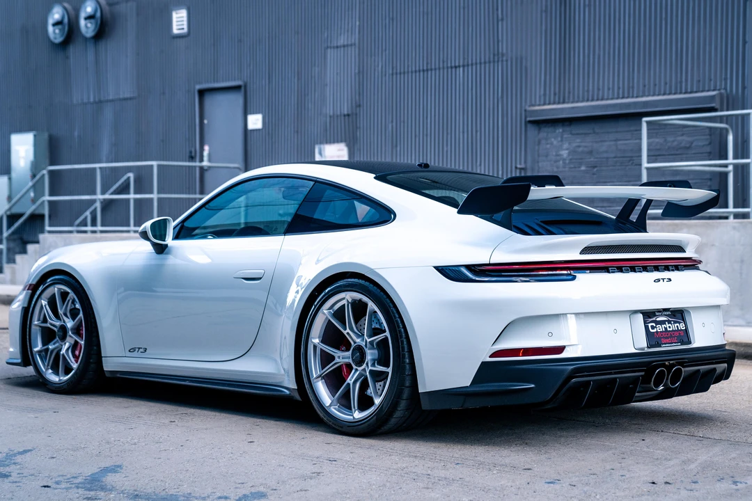 2022 Porsche 992 GT3 - Image 11 of 31