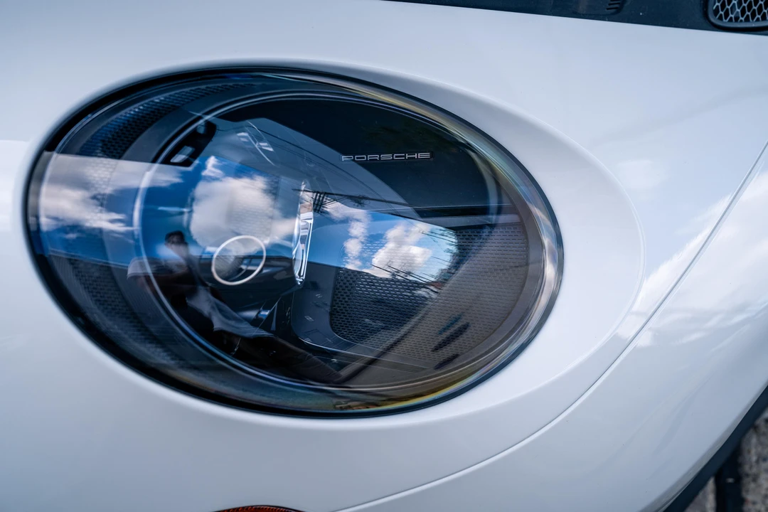 2022 Porsche 992 GT3 - Image 22 of 31