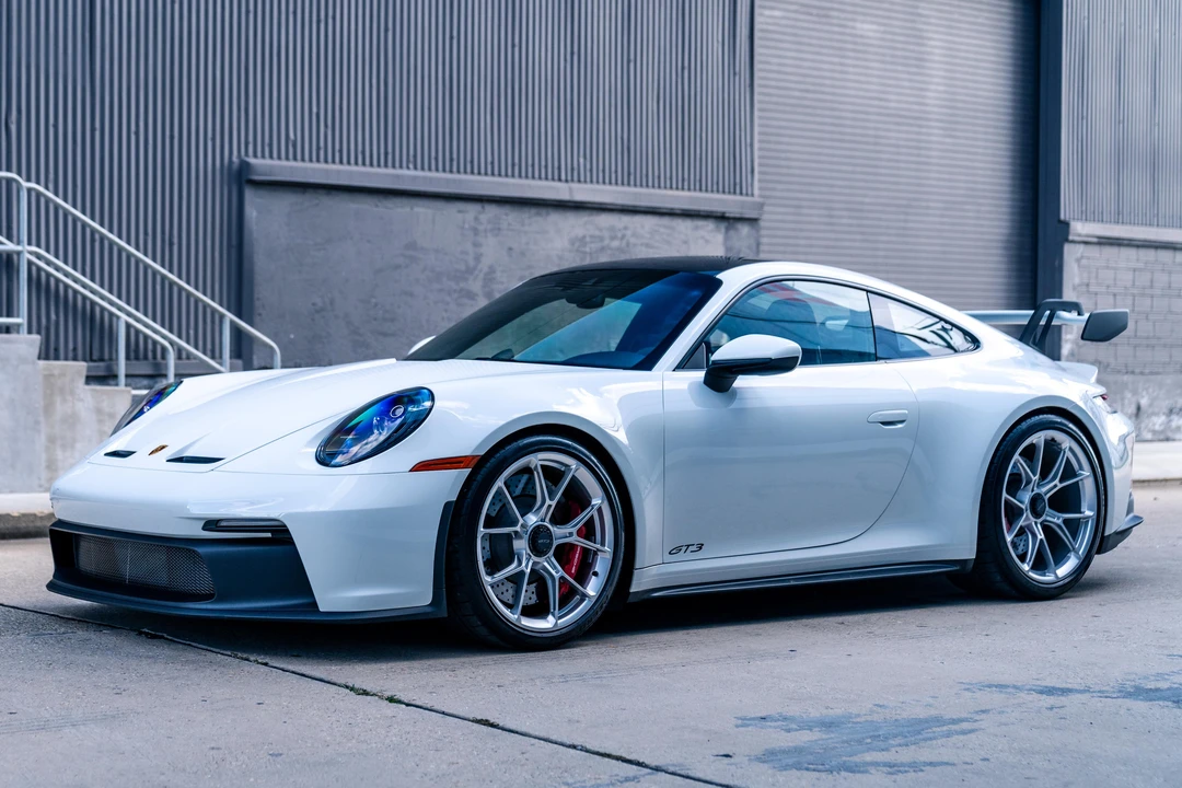 2022 Porsche 992 GT3 - Image 9 of 31