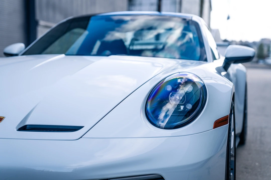 2022 Porsche 992 GT3 - Image 29 of 31