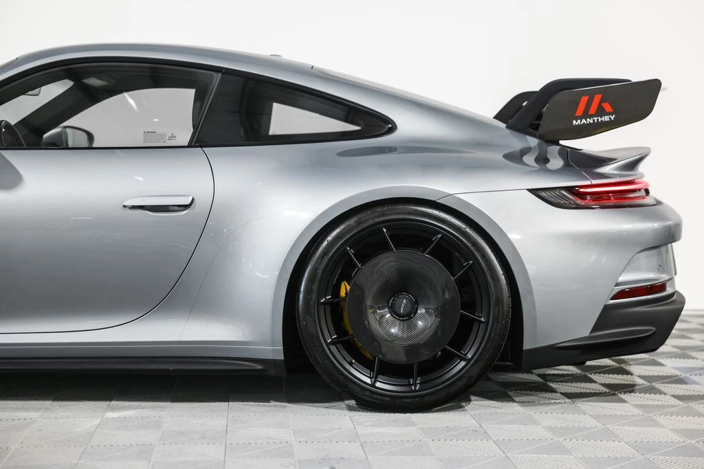 2022 Porsche 992 GT3 - Image 18 of 31
