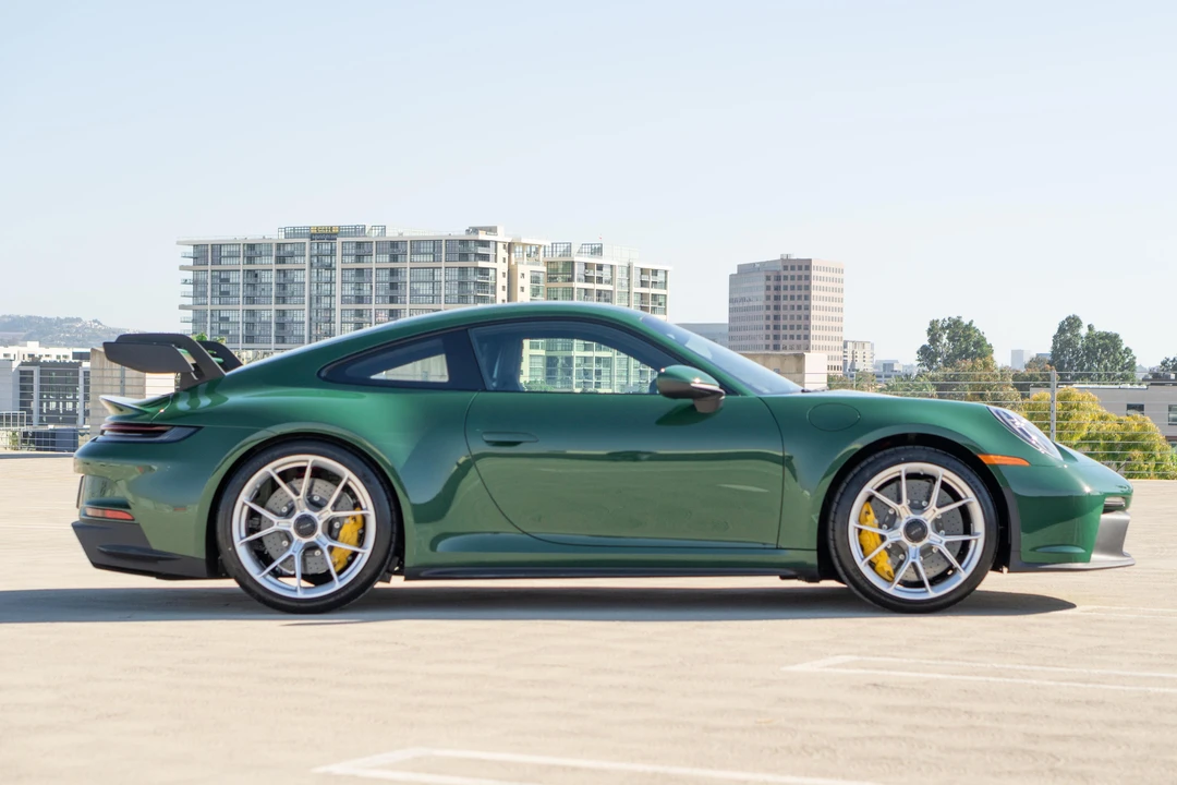 2022 Porsche 992 GT3 - Image 15 of 31
