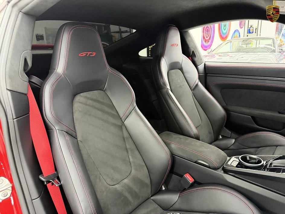 2022 Porsche 992 GT3 - Image 13 of 31