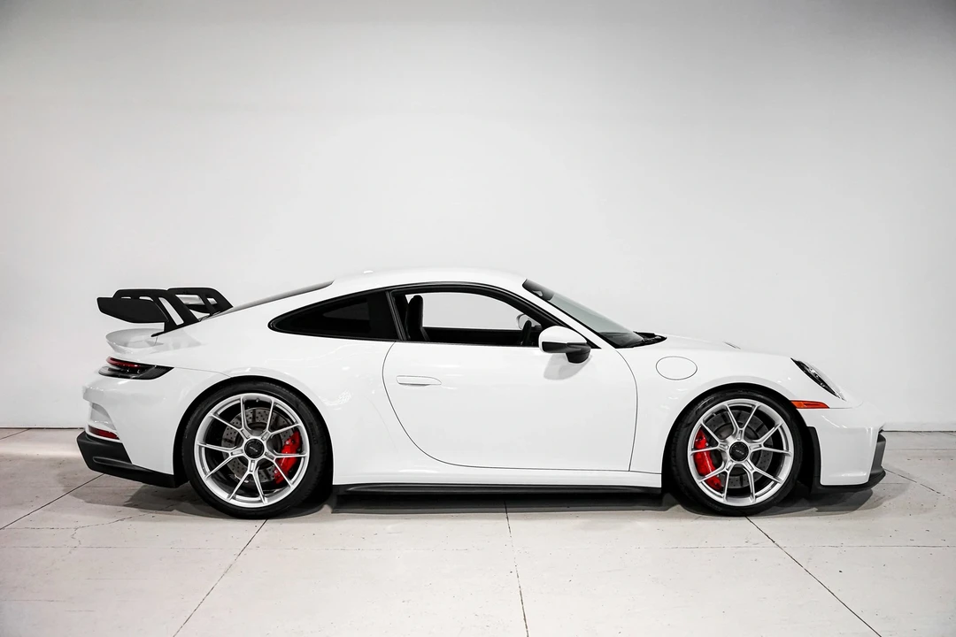 2022 Porsche 992 GT3 - Image 2 of 12