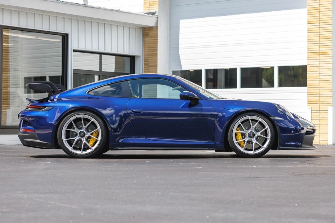 2022 Porsche 992 GT3 - Image 3 of 31