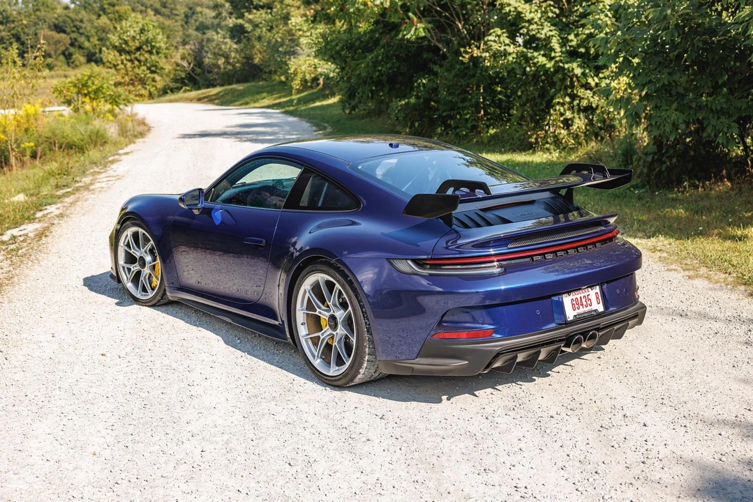 2022 Porsche 992 GT3 - Image 11 of 31