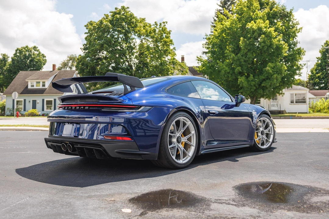 2022 Porsche 992 GT3 - Image 26 of 31
