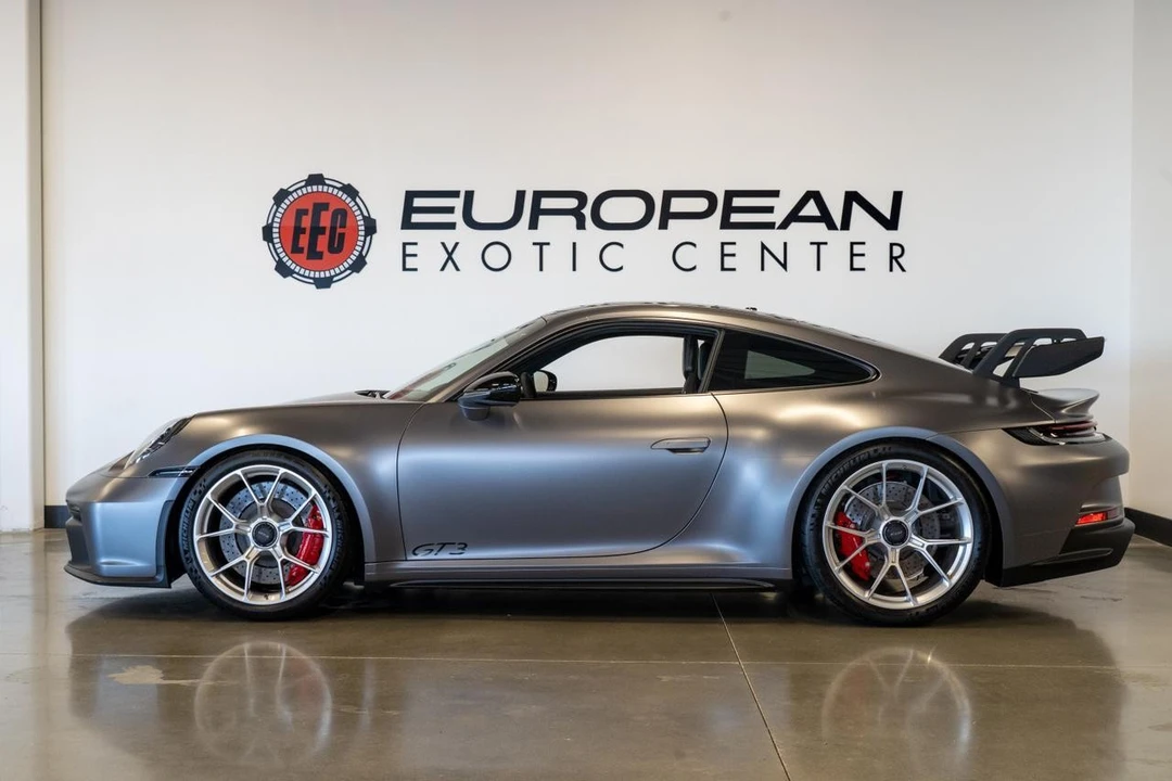 2022 Porsche 992 GT3 - Image 17 of 21