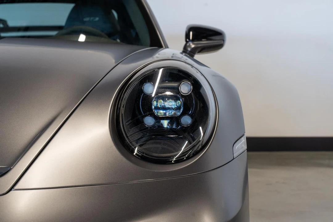 2022 Porsche 992 GT3 - Image 14 of 21