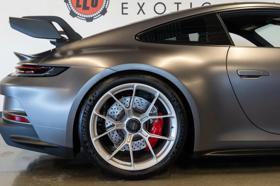 2022 Porsche 992 GT3 - Image 6 of 21