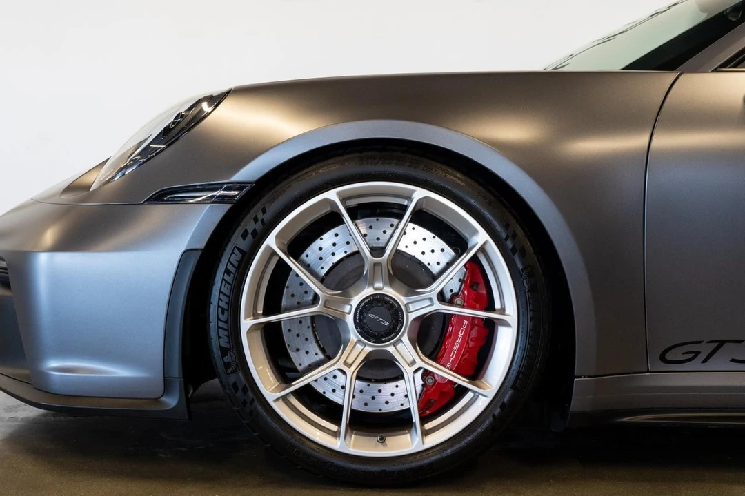 2022 Porsche 992 GT3 - Image 20 of 21