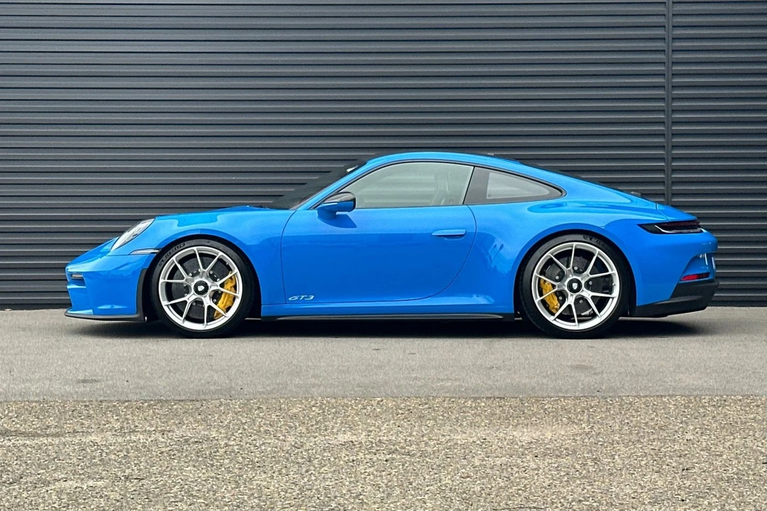 2022 Porsche 992 GT3 - Image 2 of 21