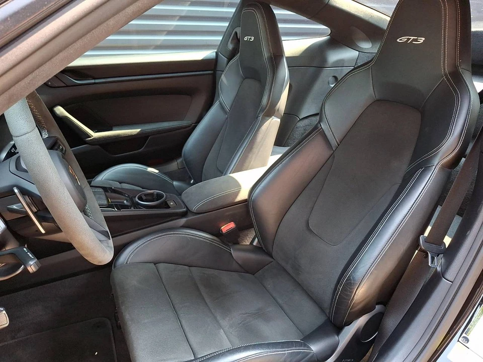 2022 Porsche 992 GT3 - Image 5 of 5