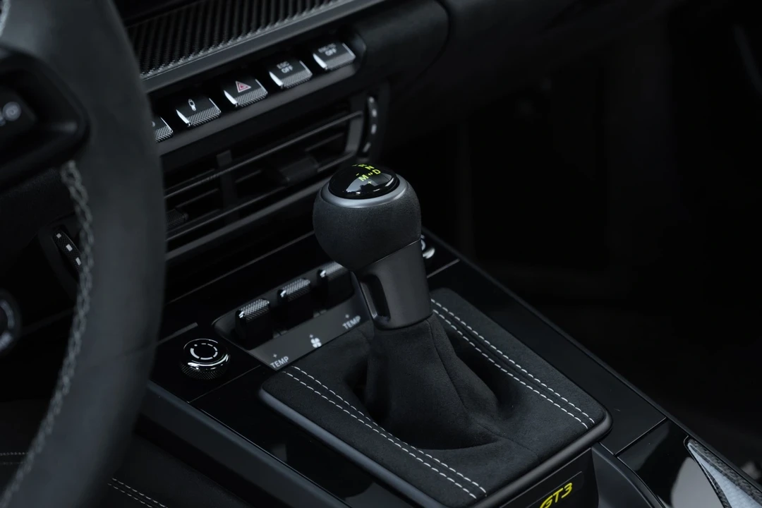 2022 Porsche 992 GT3 - Image 6 of 12
