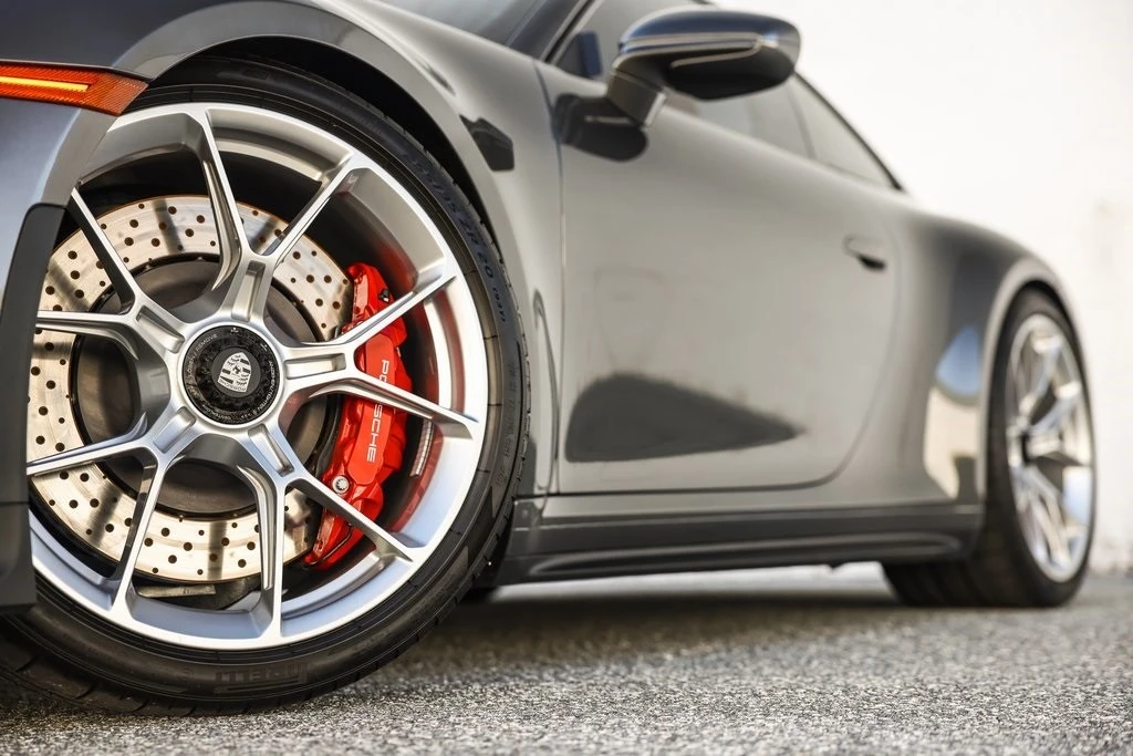 2022 Porsche 992 GT3 - Image 7 of 21