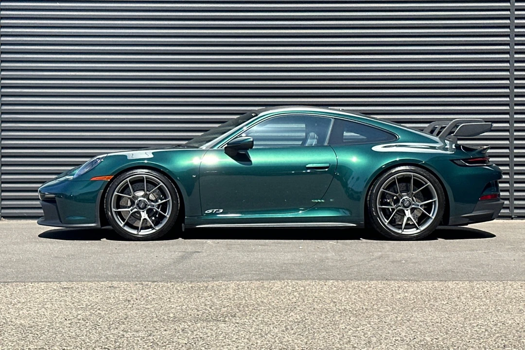 2022 Porsche 992 GT3 - Image 2 of 21