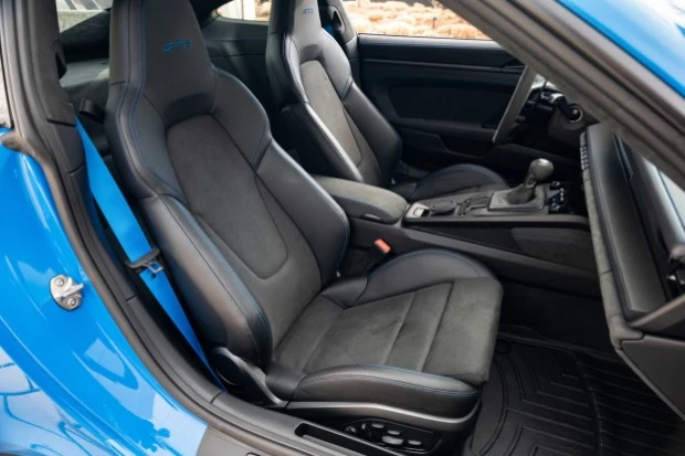 2022 Porsche 992 GT3 - Image 4 of 6