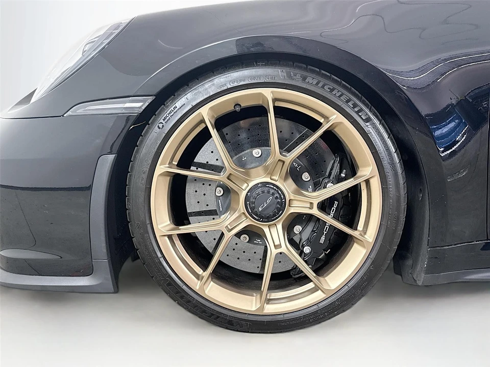 2022 Porsche 992 GT3 - Image 10 of 21