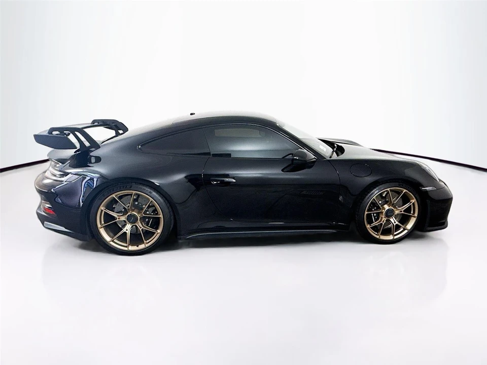 2022 Porsche 992 GT3 - Image 19 of 21