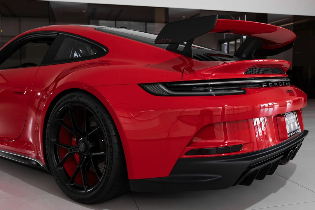 2022 Porsche 992 GT3 - Image 27 of 31