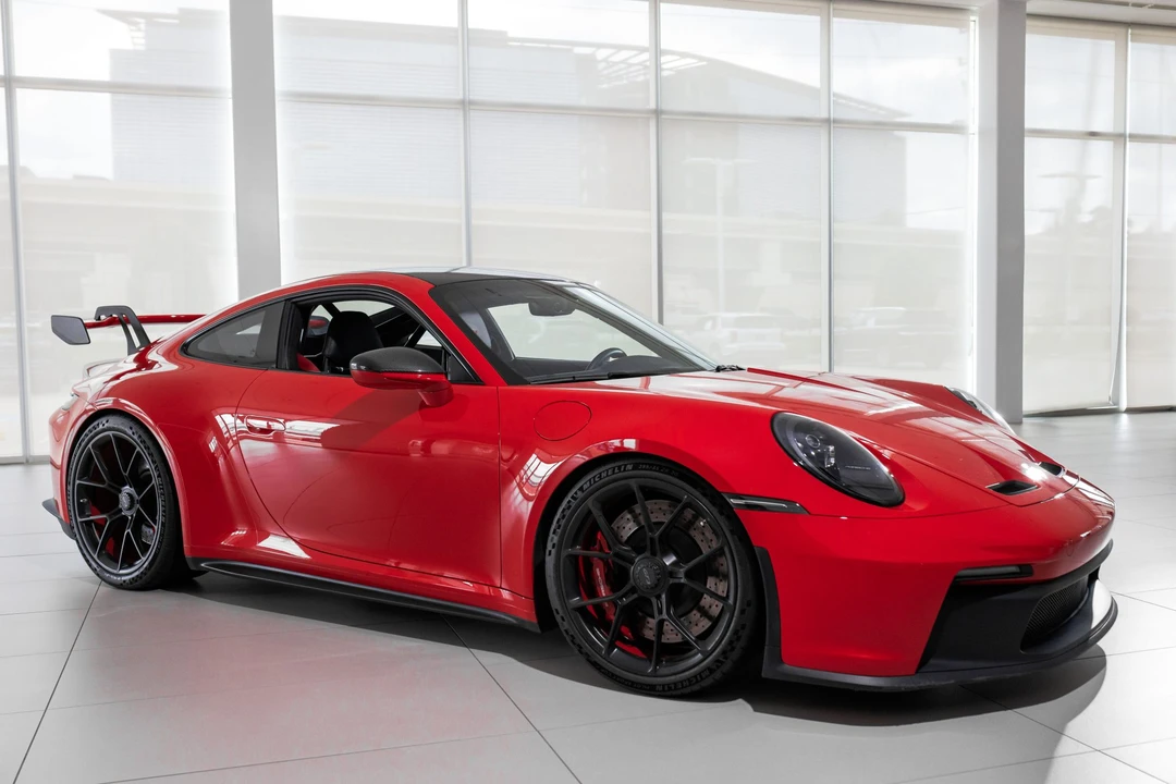 2022 Porsche 992 GT3 - Image 9 of 31