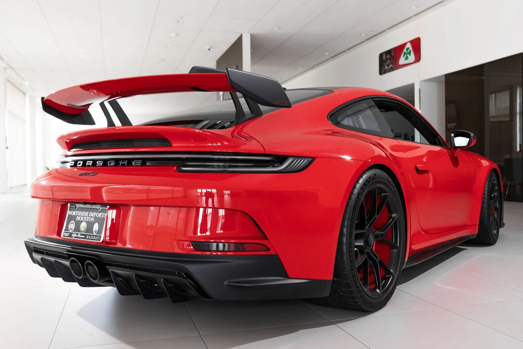 2022 Porsche 992 GT3 - Image 11 of 31