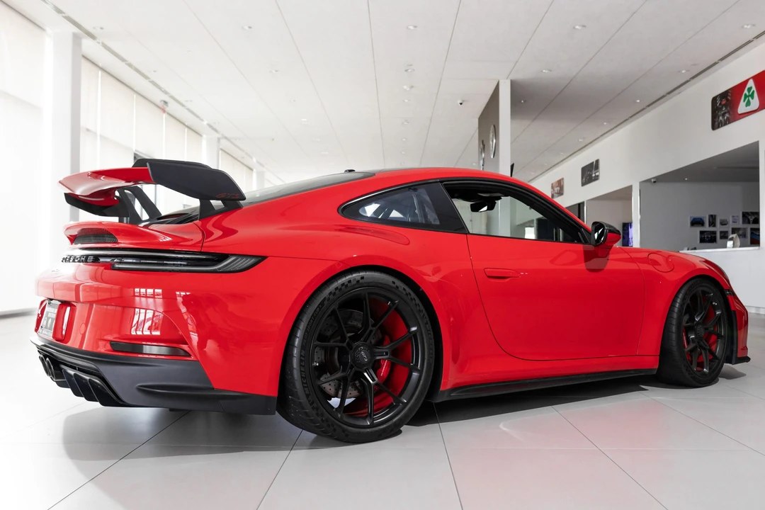 2022 Porsche 992 GT3 - Image 10 of 31