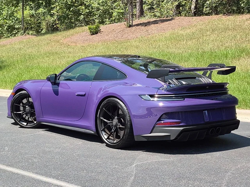 2022 Porsche 992 GT3 - Image 3 of 5