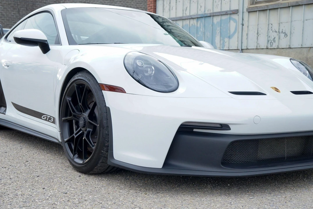 2022 Porsche 992 GT3 - Image 23 of 31