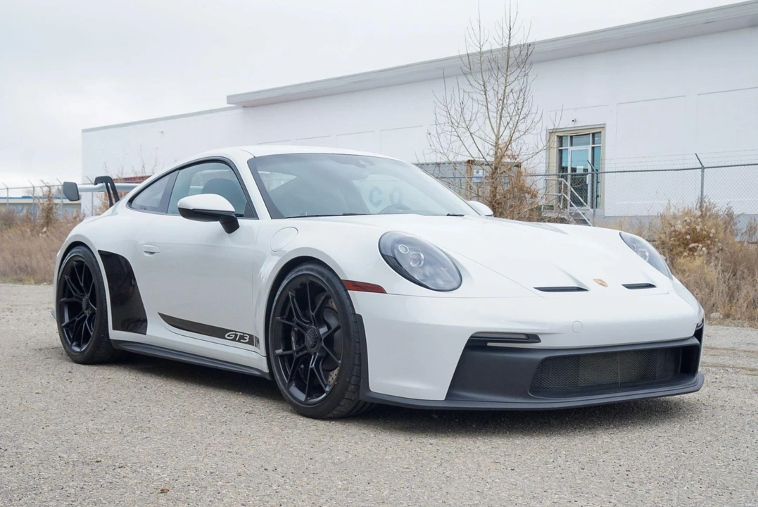 2022 Porsche 992 GT3 - Image 21 of 31