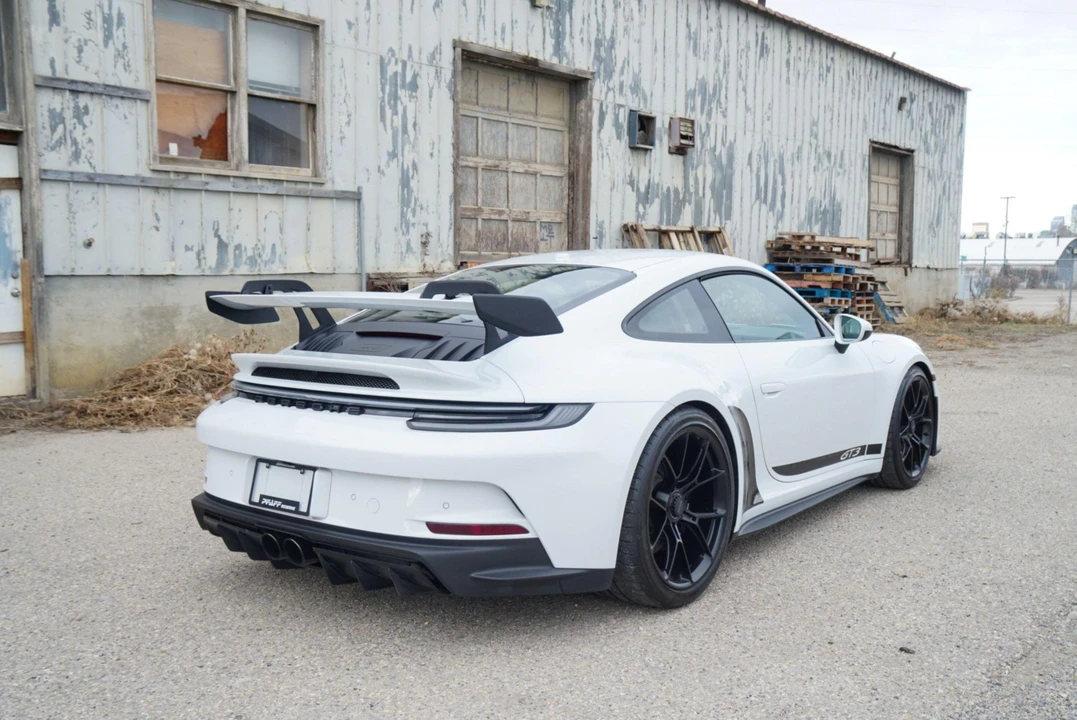 2022 Porsche 992 GT3 - Image 18 of 31