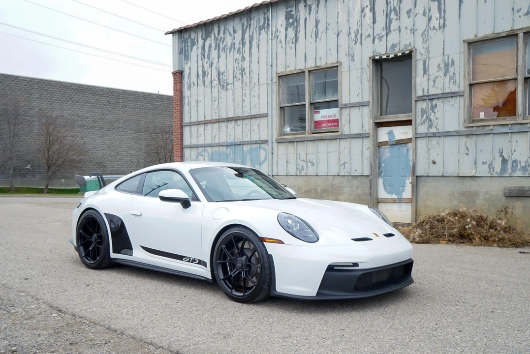2022 Porsche 992 GT3 - Image 20 of 31