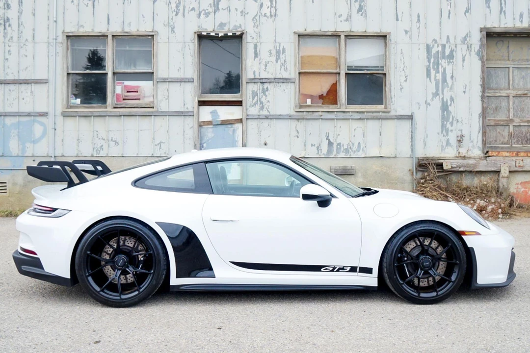 2022 Porsche 992 GT3 - Image 3 of 31