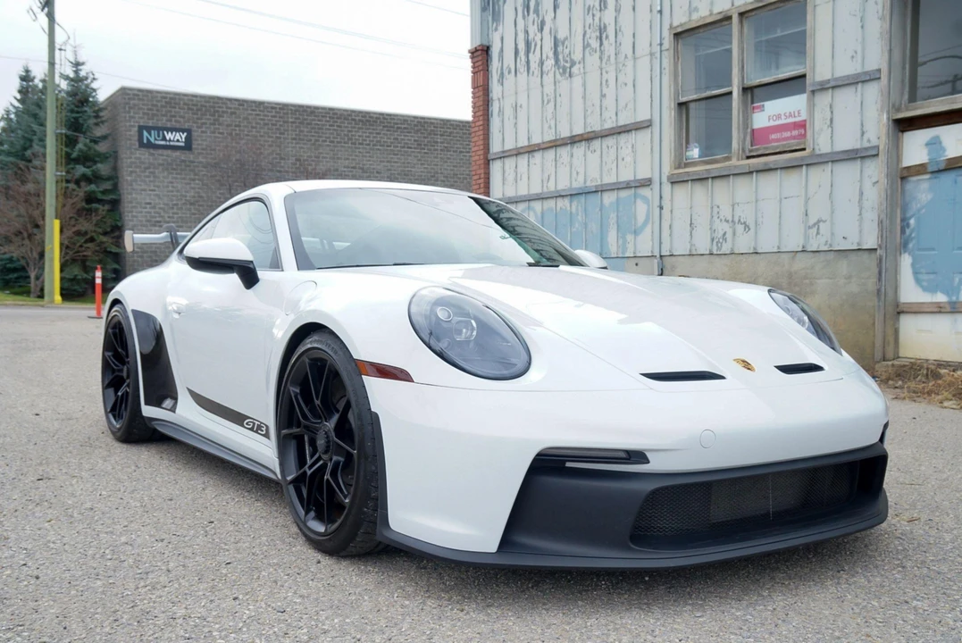 2022 Porsche 992 GT3 - Image 22 of 31