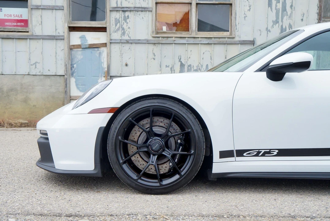 2022 Porsche 992 GT3 - Image 30 of 31